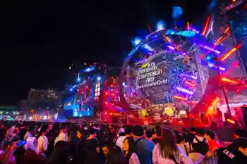 AIS Bangkok Countdown 2019